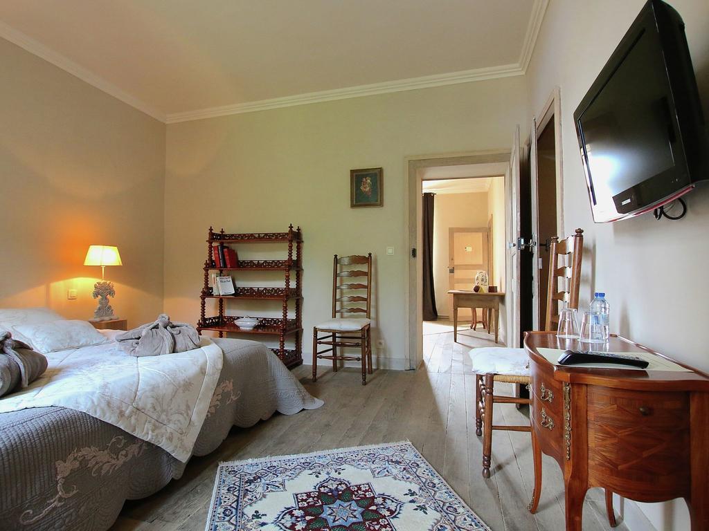 לטור Unique Holiday Home In Virton With Jacuzzi מראה חיצוני תמונה