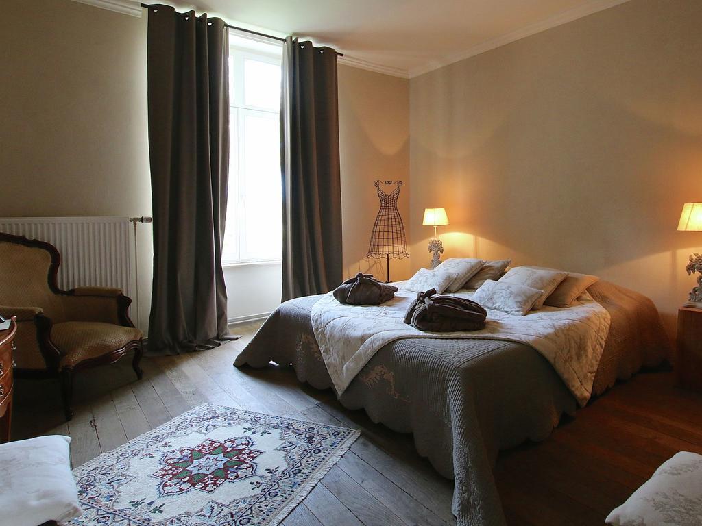 לטור Unique Holiday Home In Virton With Jacuzzi מראה חיצוני תמונה