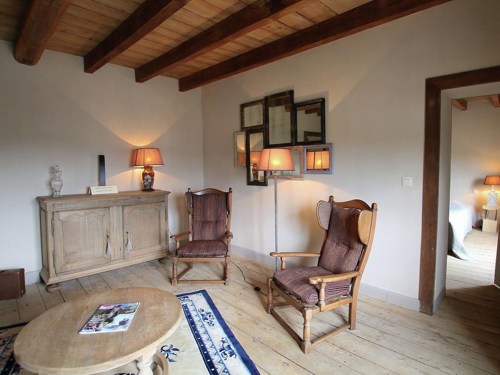 לטור Unique Holiday Home In Virton With Jacuzzi מראה חיצוני תמונה
