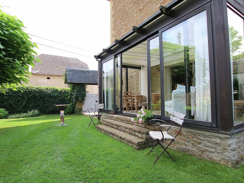 לטור Unique Holiday Home In Virton With Jacuzzi מראה חיצוני תמונה